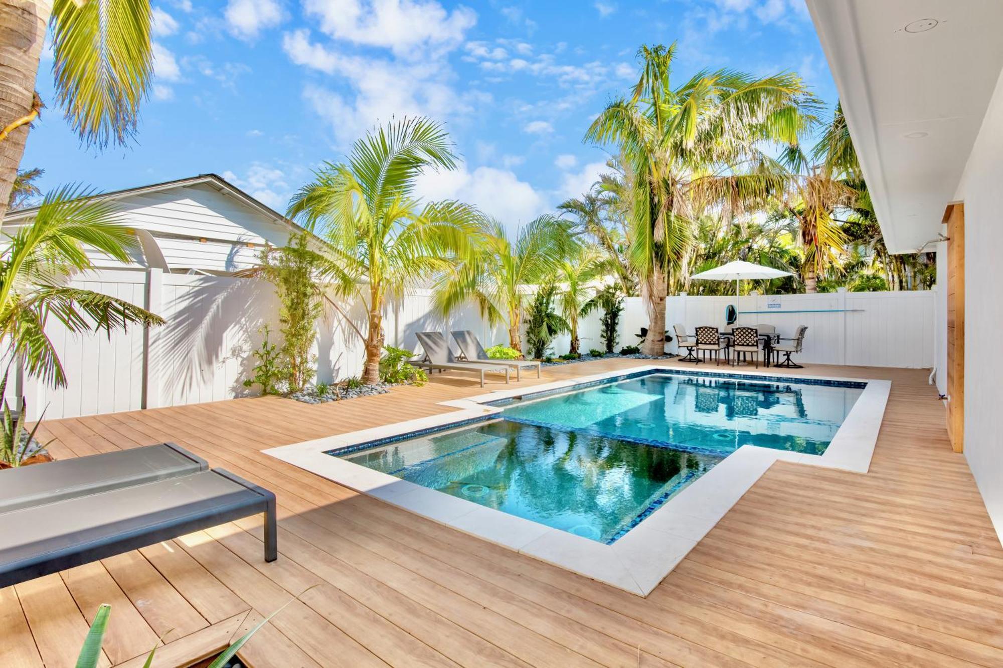 Captain'S Quarters At Anna Maria Island Inn Bradenton Beach Εξωτερικό φωτογραφία
